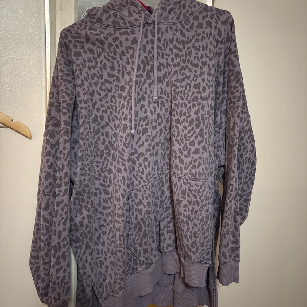 American Eagle Outfitters Purple Leopard Print Long Sleeve Top